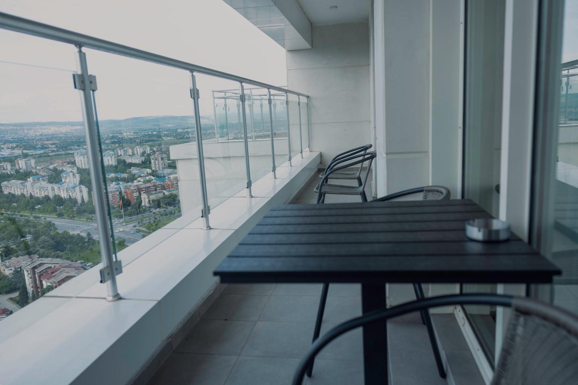 33Rd Floor Twin Apartments In Cevahir Sky City Complex With Pool, Spa, Fitness And Parking Included In Price سكوبجي المظهر الخارجي الصورة